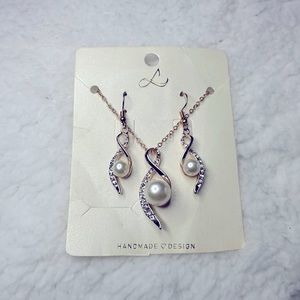Unbranded faux pearl necklace and earrings set-rhinestones on silver